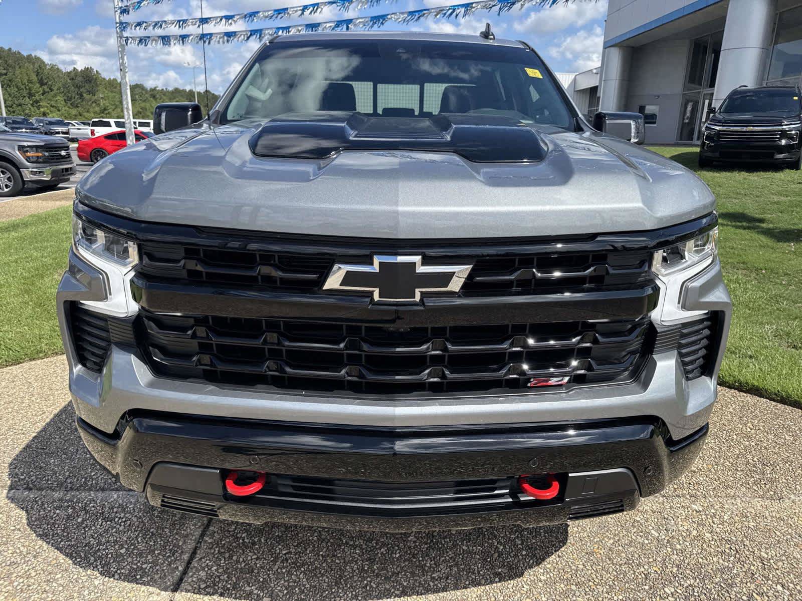 New 2026 Chevrolet Silverado 1500 LT Trail Boss w/ LT Trail Boss Premium Package AWD/4WD image 2