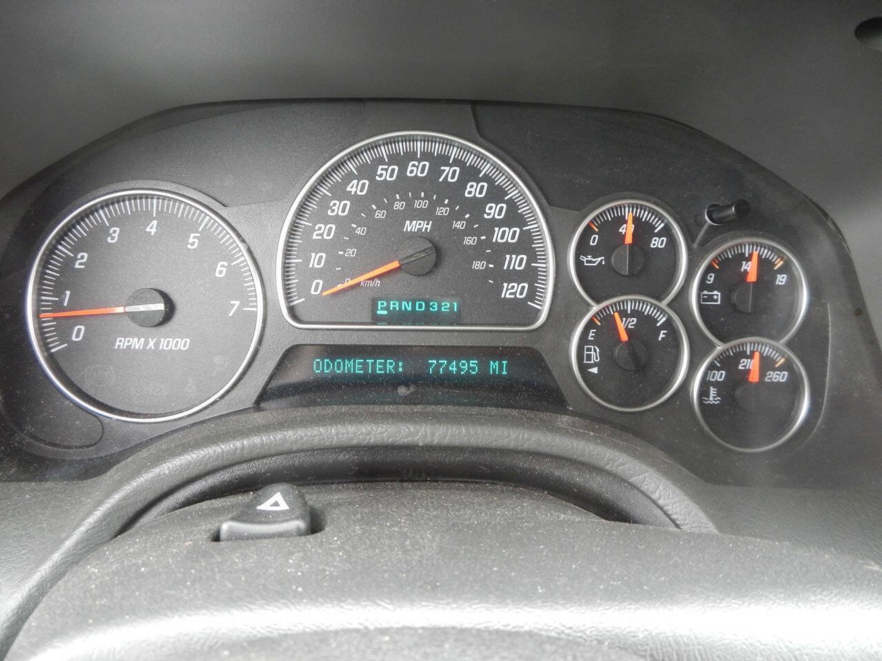 Used 2004 GMC Envoy XUV SLT AWD/4WD image 3