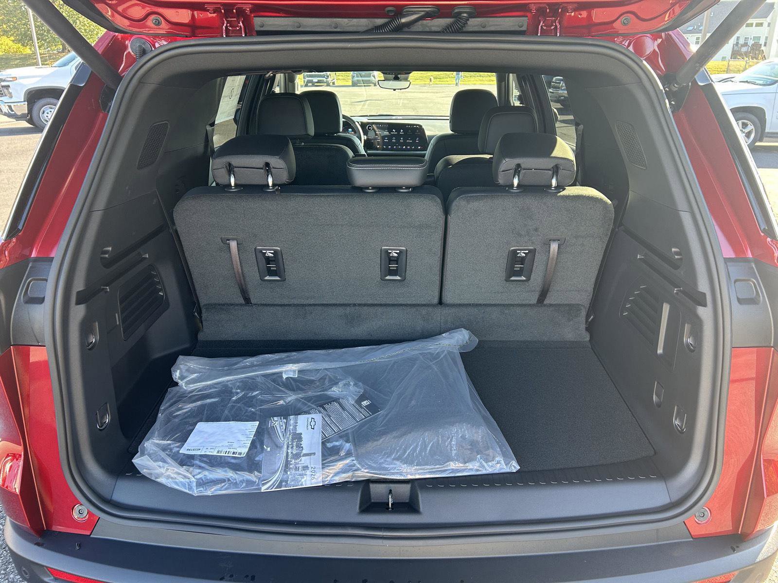 New 2026 Chevrolet Traverse LT w/ Driver Confidence Package image 42