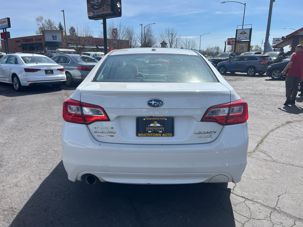 Used 2015 Subaru Legacy 2.5i Premium w/ Moonroof Package AWD/4WD image 6