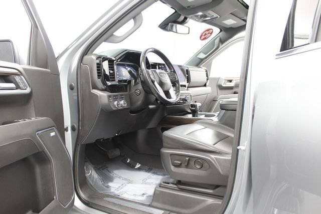 Used 2023 GMC Sierra 1500 SLT w/ SLT Premium Package AWD/4WD image 19