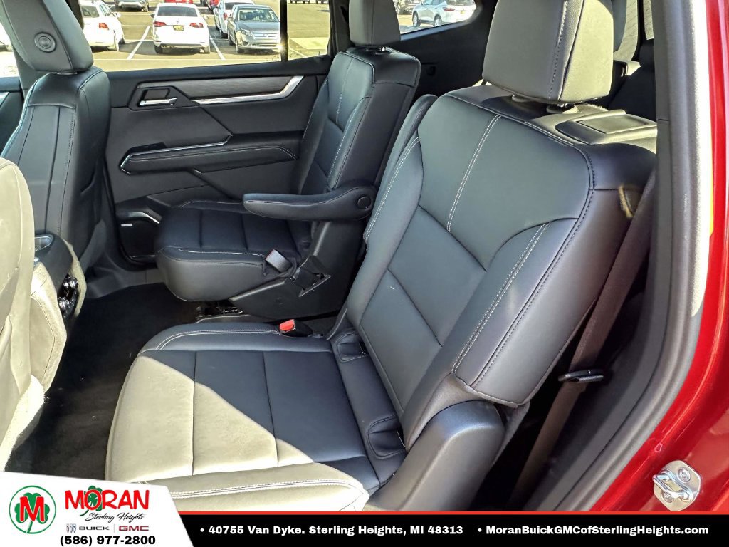 Certified 2024 GMC Acadia Elevation w/ Luxury Package FWD image 11