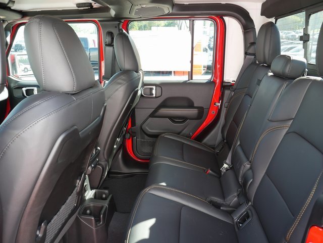 New 2025 Jeep Gladiator Sport image 23