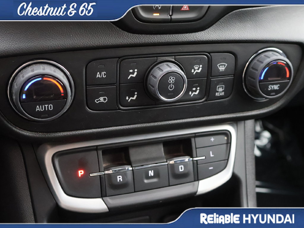 Used 2022 GMC Terrain SLT AWD/4WD image 37