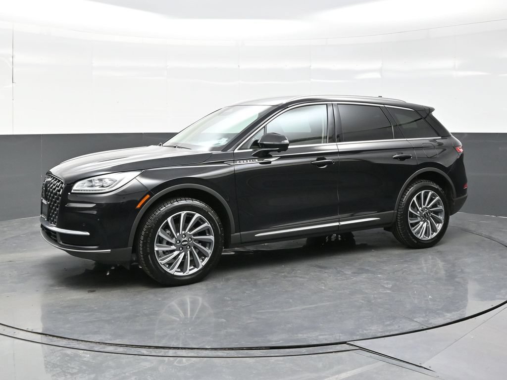 Used 2024 Lincoln Corsair Reserve w/ Equipment Group 201A AWD/4WD image 3