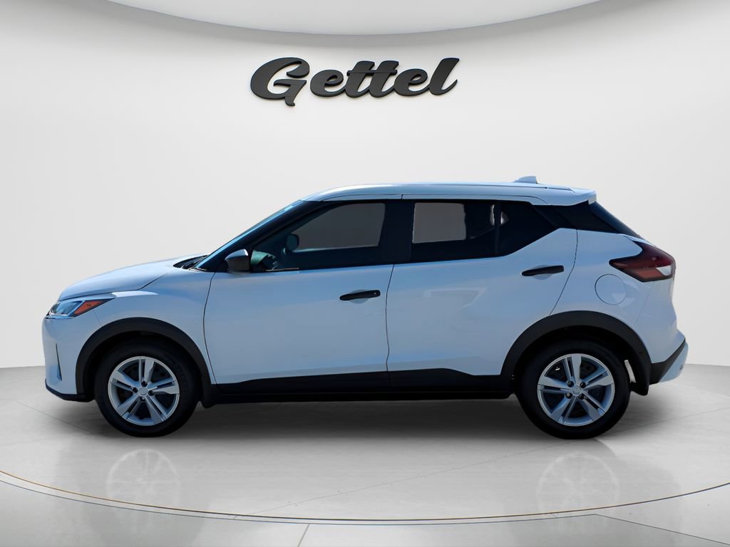 Certified 2025 Nissan Kicks Play S image 8