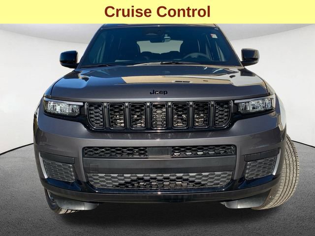 Used 2025 Jeep Grand Cherokee L Altitude image 4