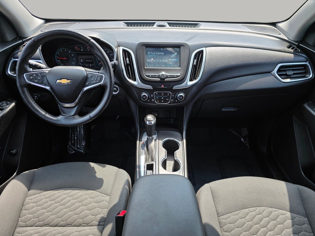 Used 2018 Chevrolet Equinox LT w/ LPO, Hit The Road Package AWD/4WD image 2