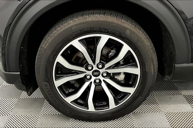 Used 2023 Ford Explorer ST-Line w/ Class IV Trailer Tow Package image 10