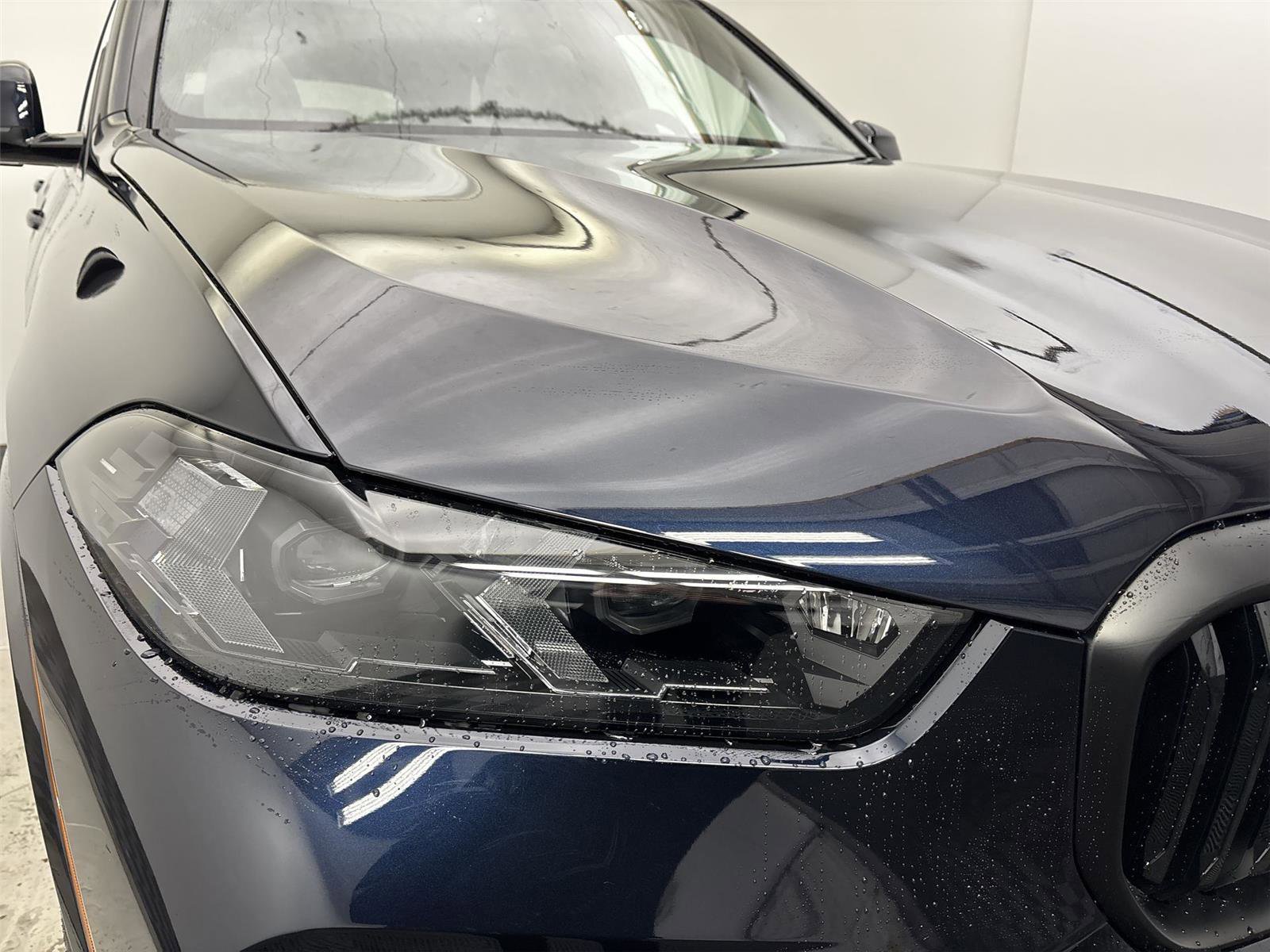 New 2026 BMW X5 xDrive40i w/ M Sport Package image 18