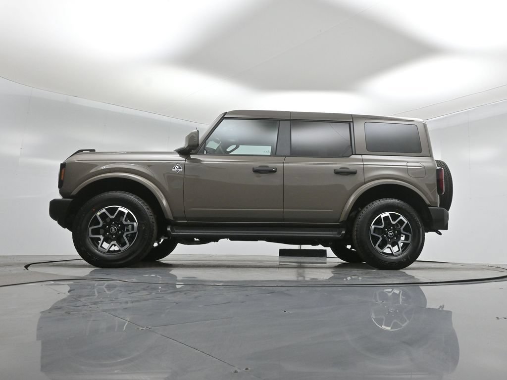 New 2026 Ford Bronco Outer Banks AWD/4WD image 7