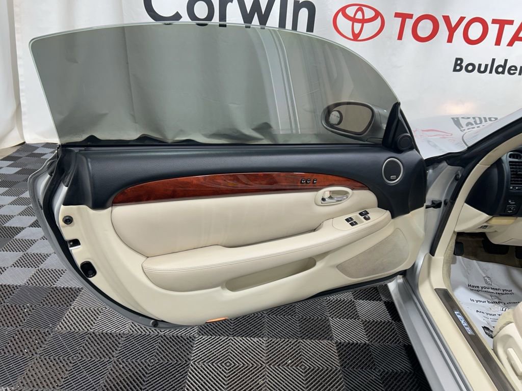 Used 2008 Lexus SC 430 Convertible image 19