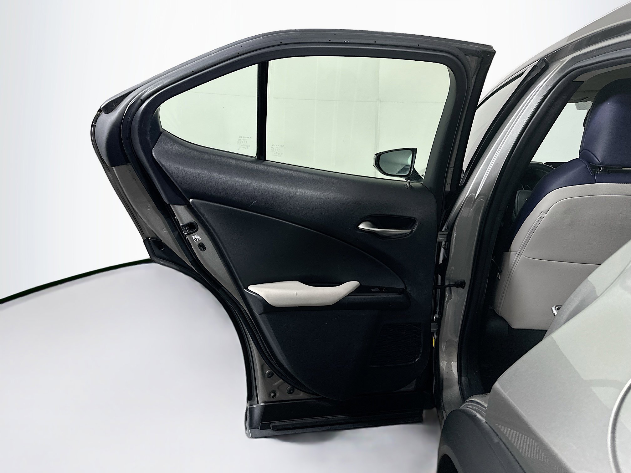 Used 2019 Lexus UX 200 F Sport image 26