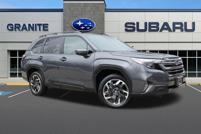 Used 2025 Subaru Forester Premium AWD/4WD image 3