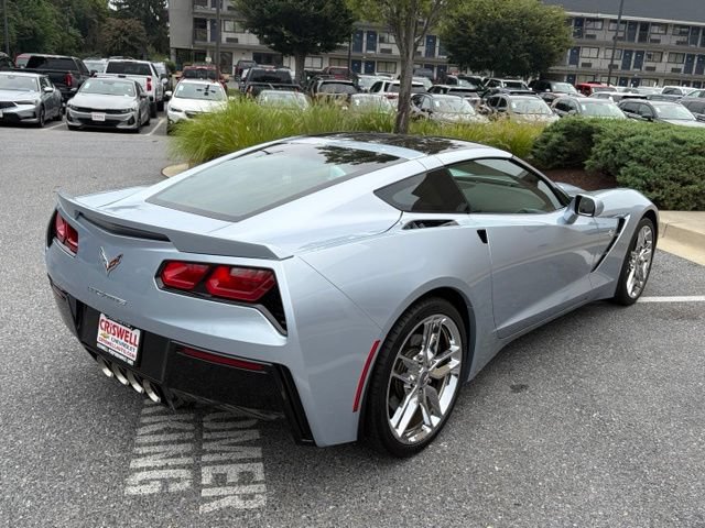 Used 2017 Chevrolet Corvette Stingray Coupe RWD image 9