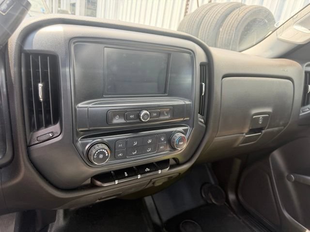 Certified 2018 Chevrolet Silverado 1500 W/T RWD image 9
