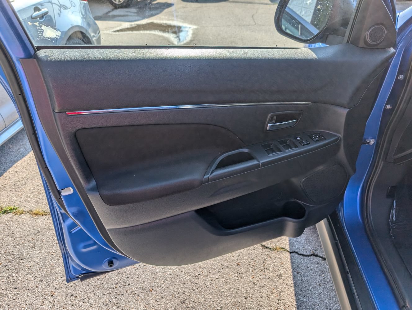 Used 2021 Mitsubishi Outlander Sport ES FWD image 11