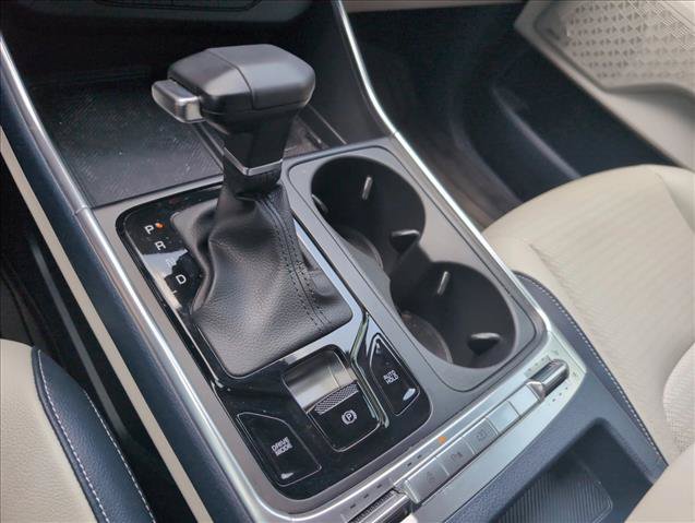 Used 2025 Kia Carnival SX Prestige FWD image 15