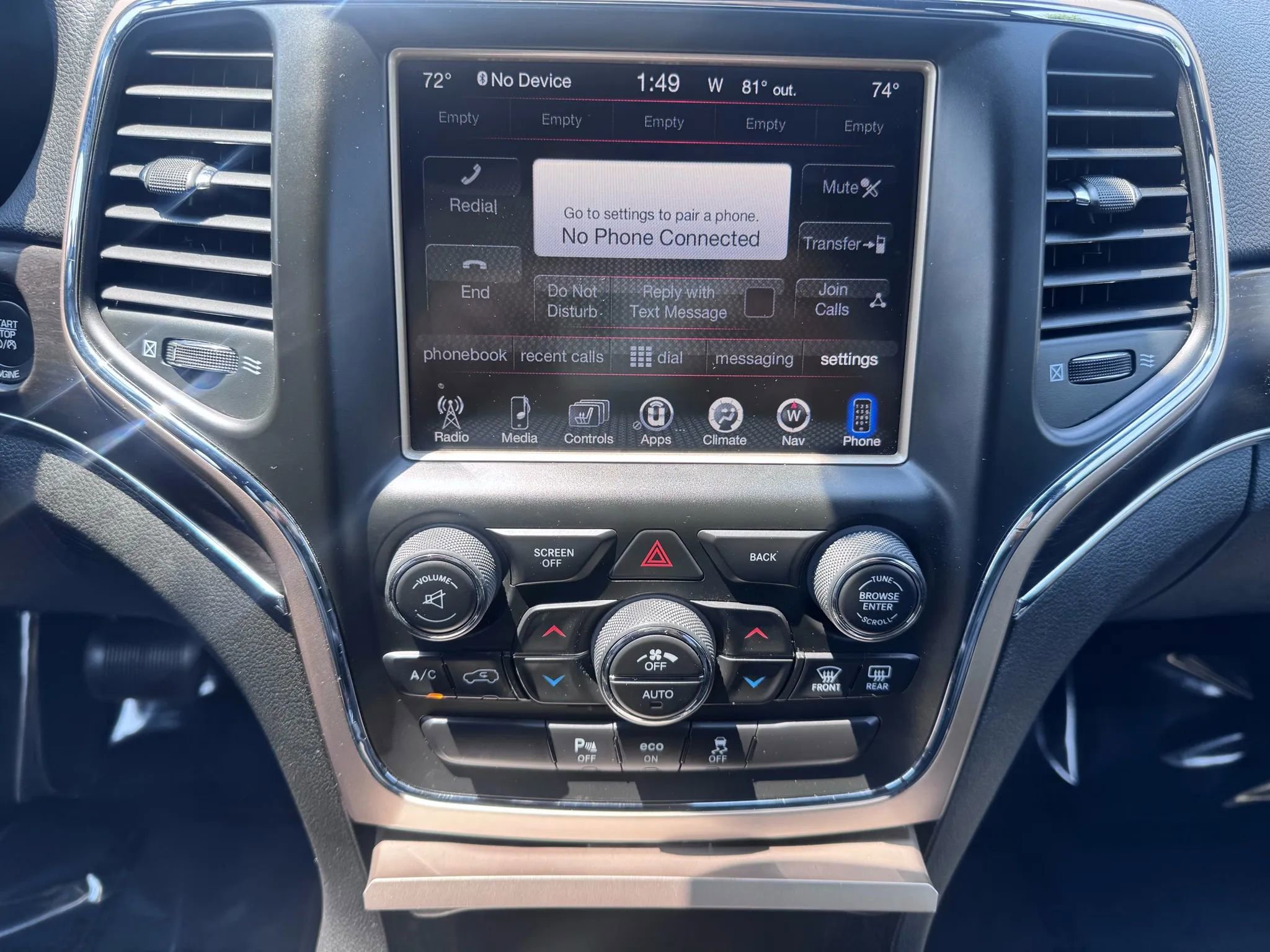 Used 2015 Jeep Grand Cherokee Limited w/ Trailer Tow Group IV image 14