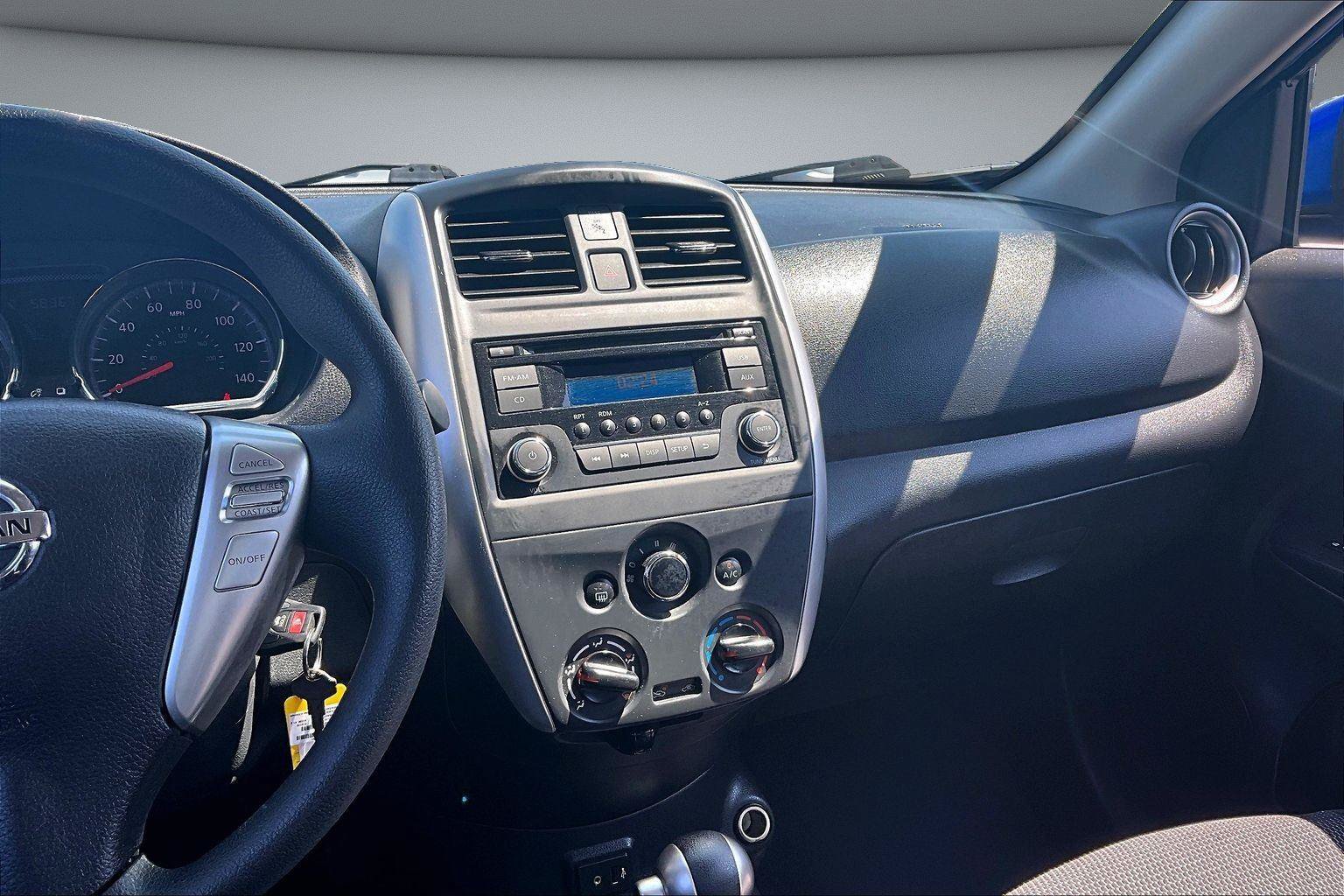 Used 2017 Nissan Versa SV FWD image 9