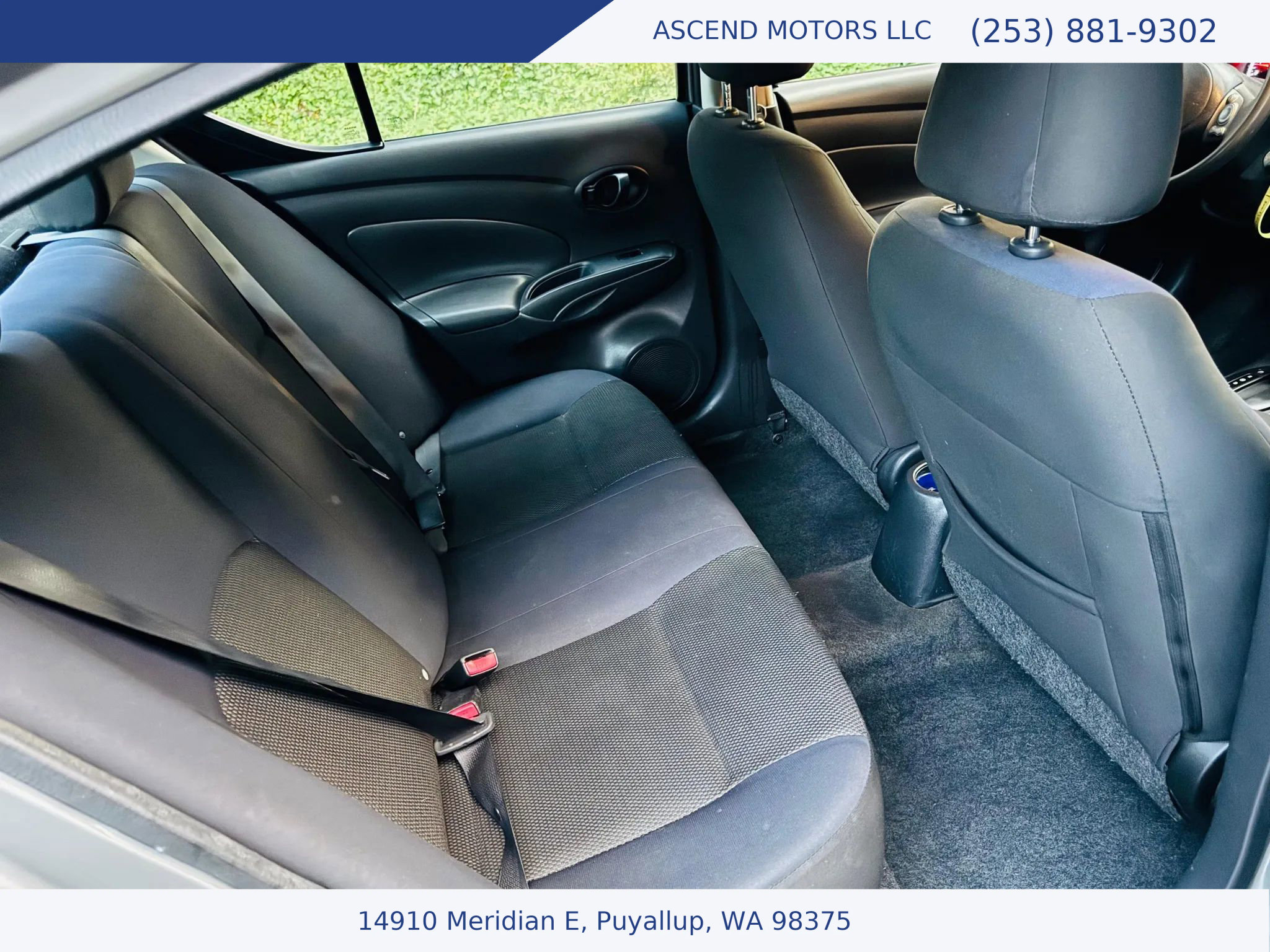 Used 2012 Nissan Versa SV w/ Convenience Pkg image 12