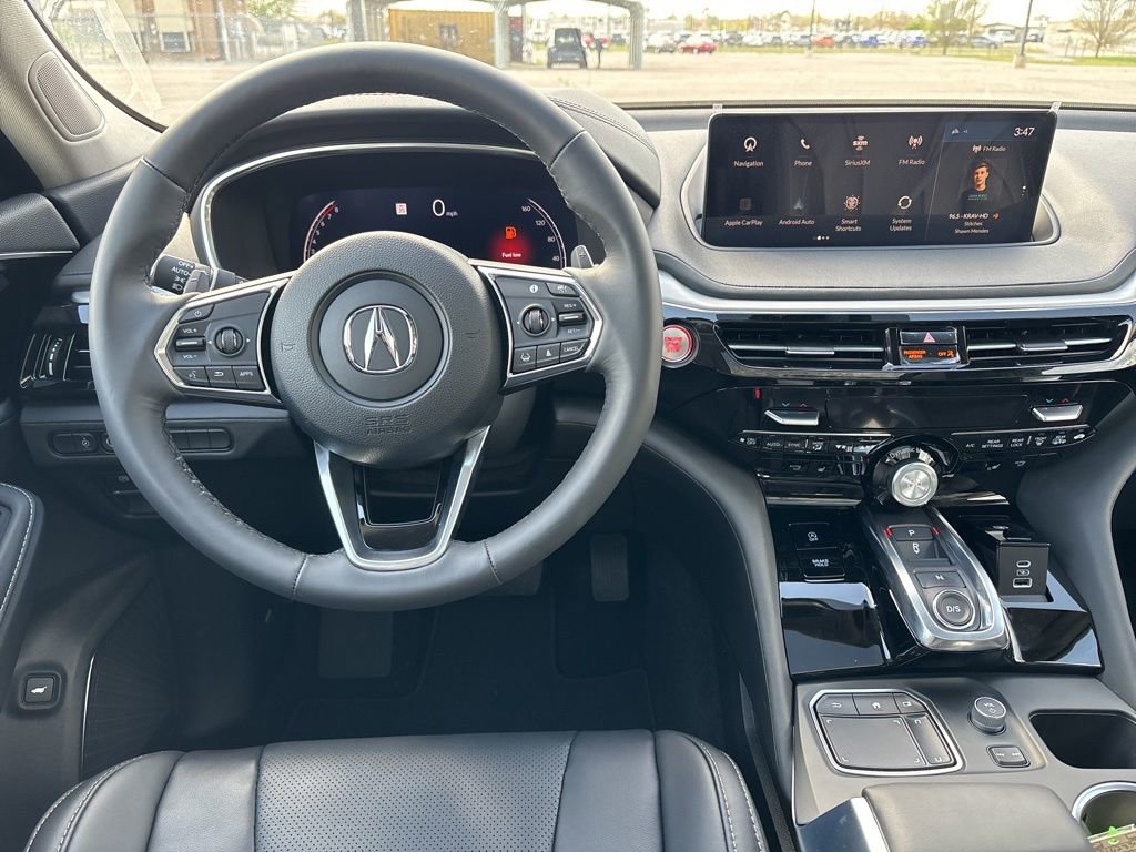 Used 2024 Acura MDX SH-AWD w/ Technology Package image 11