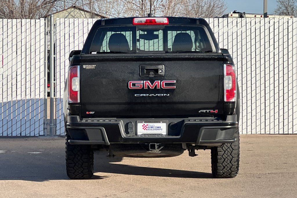 Certified 2022 GMC Canyon AT4 w/ Trailering Package image 5