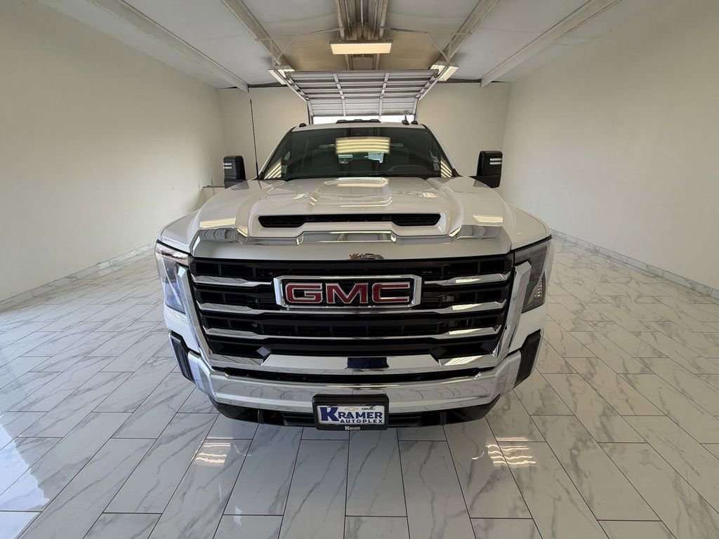 New 2026 GMC Sierra 3500 SLE w/ SLE Value Package AWD/4WD image 3