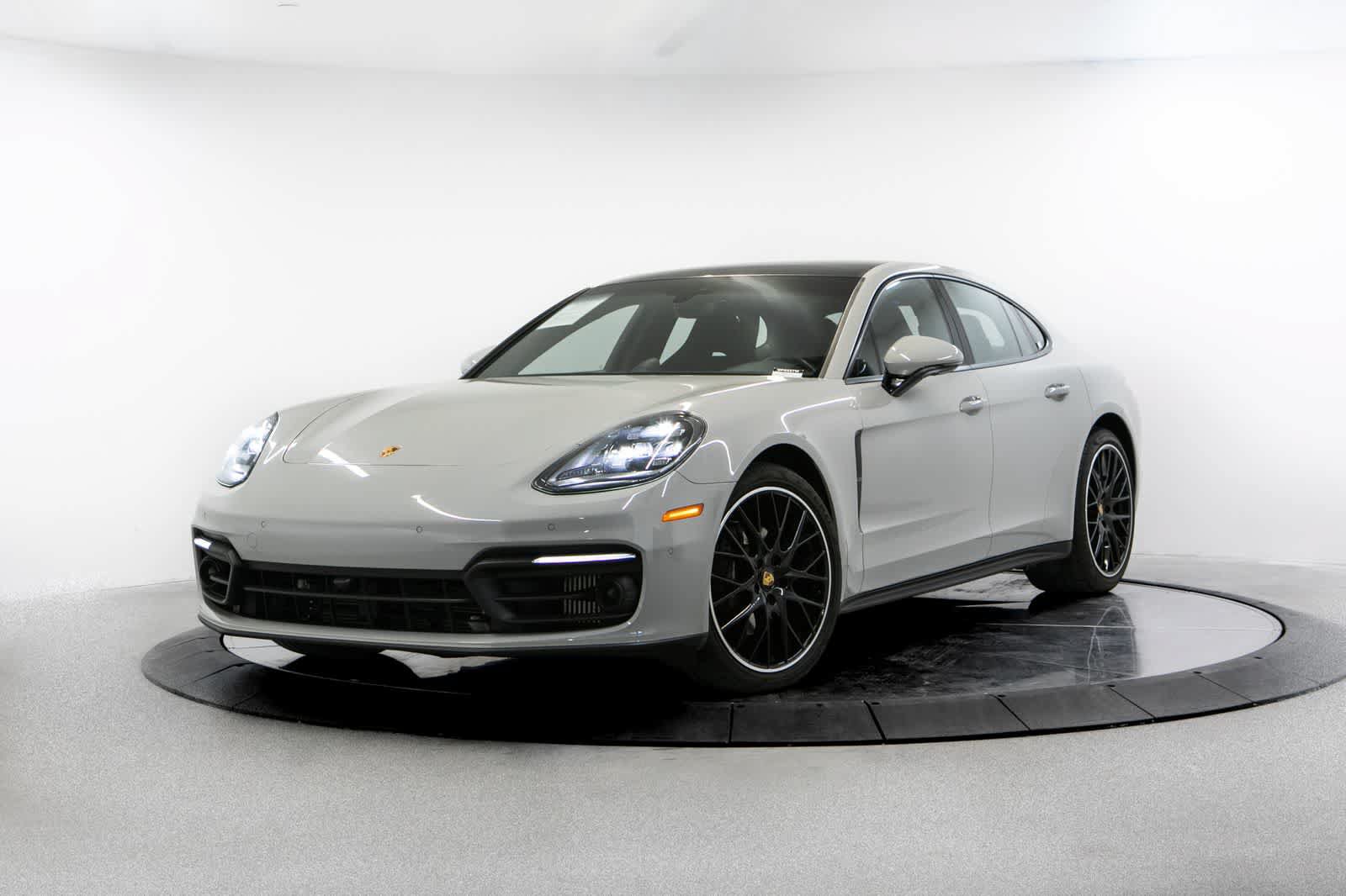 Certified 2023 Porsche Panamera RWD image 1