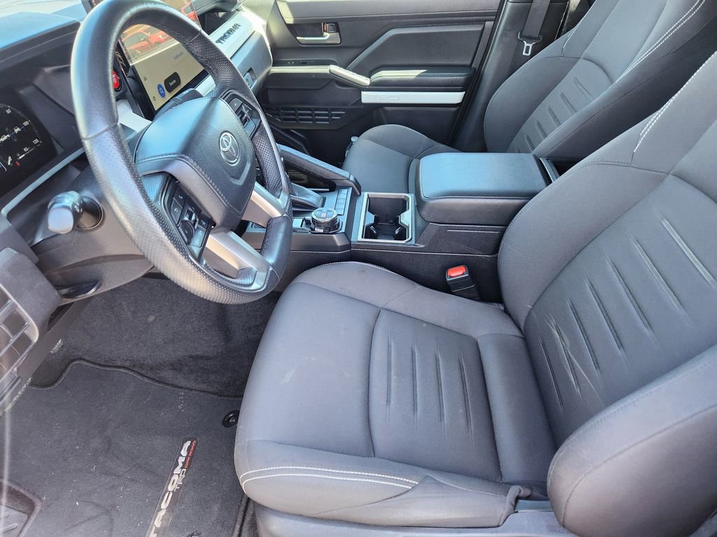 Used 2024 Toyota Tacoma TRD Off-Road AWD/4WD image 14