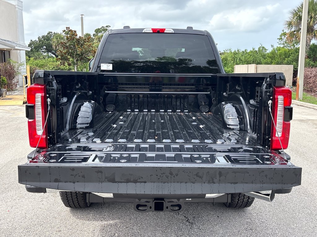 New 2026 Ford F250 Lariat w/ Chrome Package AWD/4WD image 9