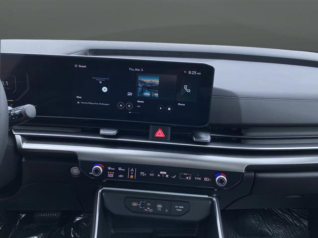 New 2026 Kia Carnival SX image 9