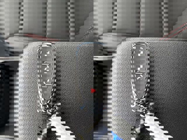 New 2026 Chevrolet Trax RS w/ Sunroof Package image 57