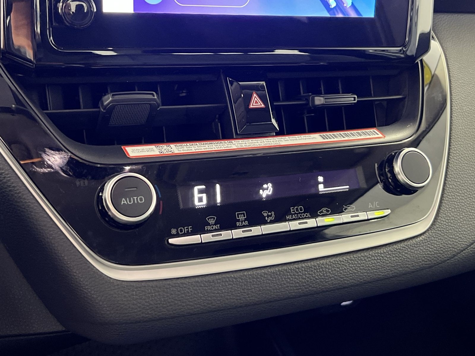 Used 2025 Toyota Corolla LE FWD image 21