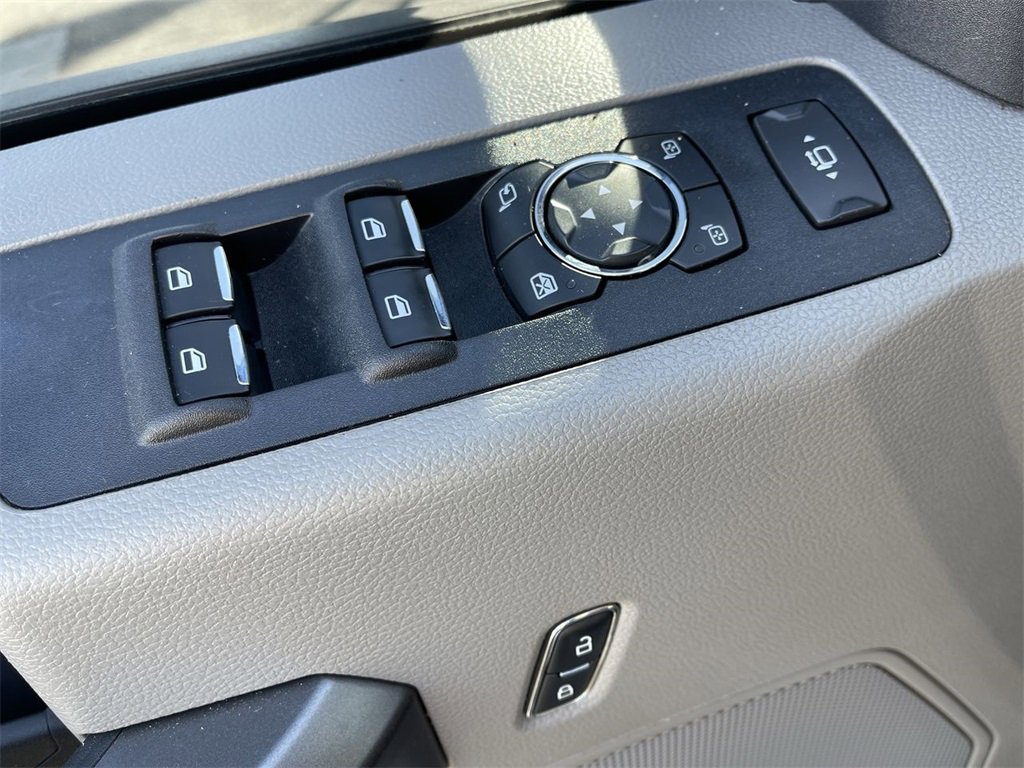 Used 2022 Ford F350 XLT w/ XLT Value Package image 13