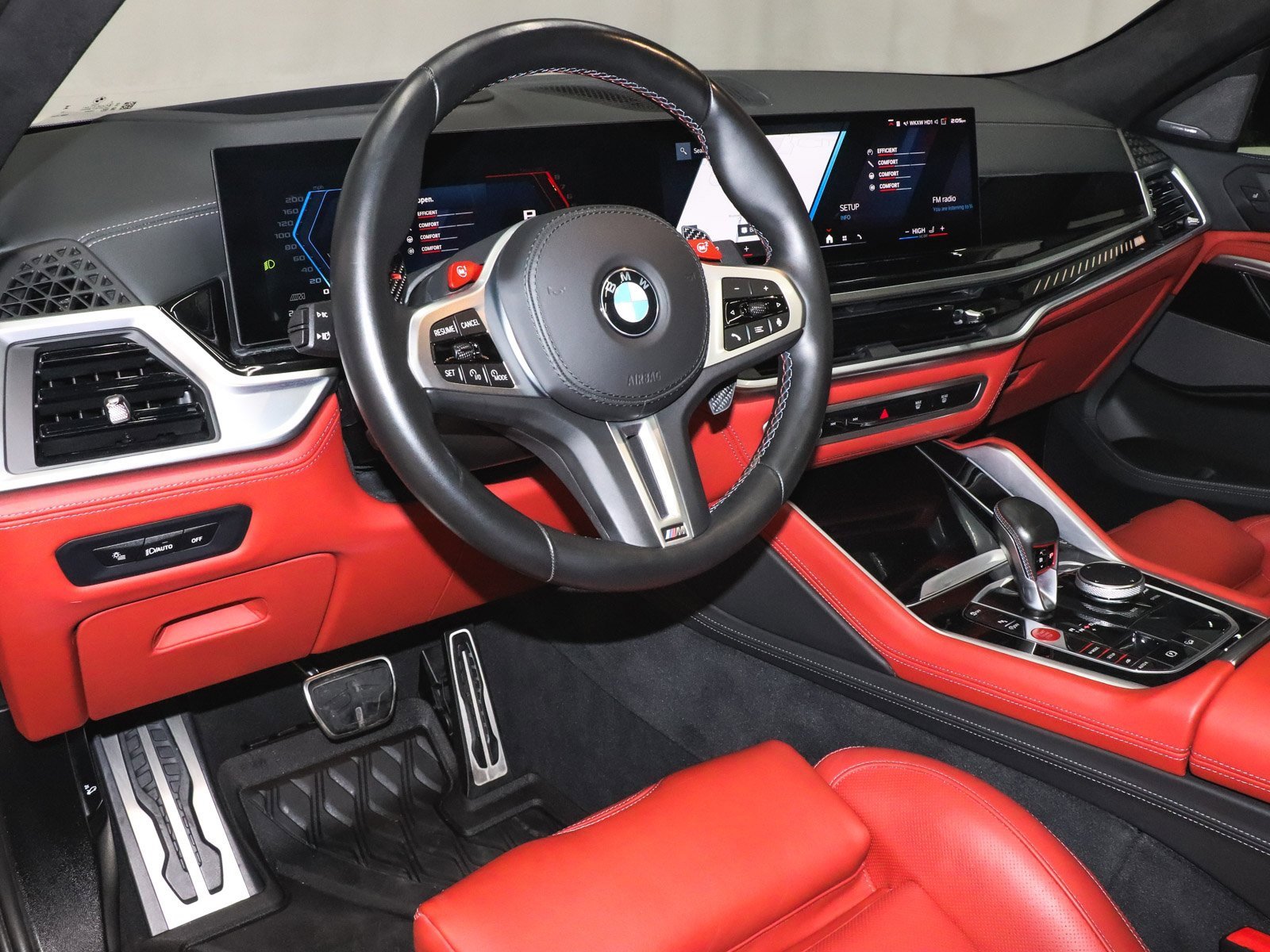 Used 2024 BMW X6 M Competition w/ Executive Package image 21