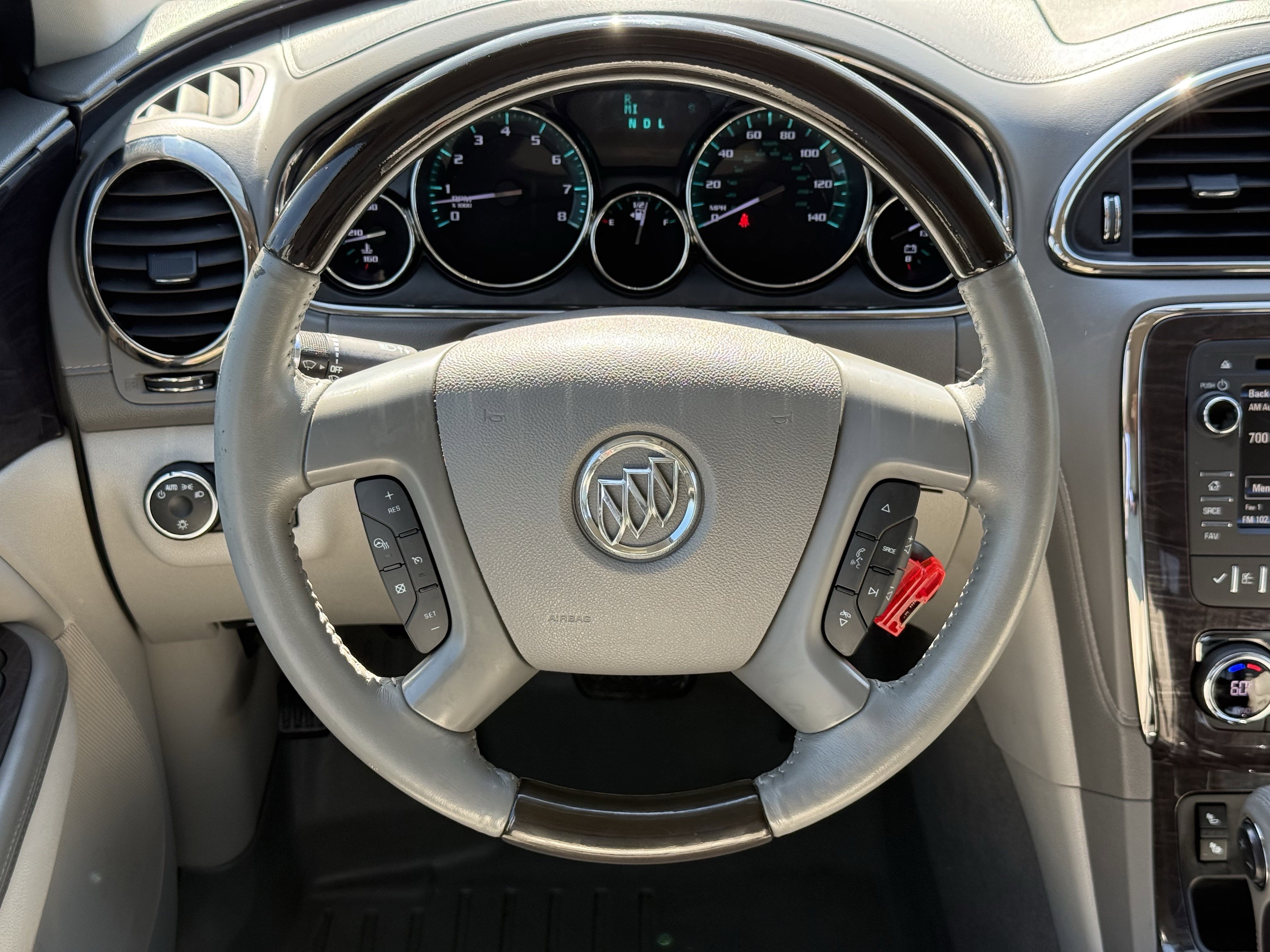 Used 2015 Buick Enclave Leather image 14