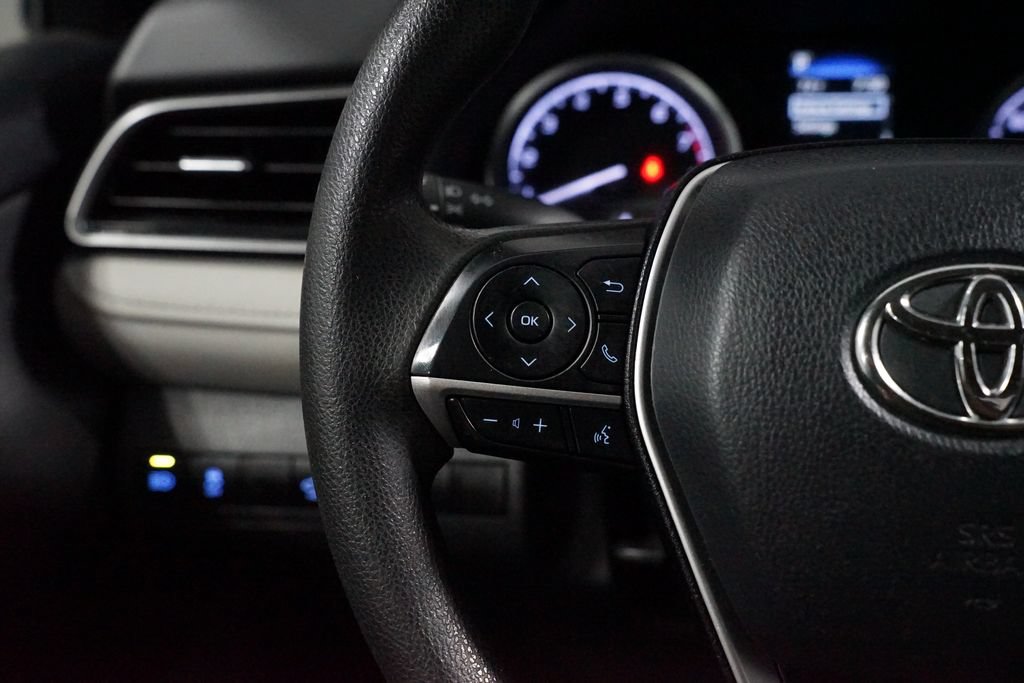 Certified 2022 Toyota Camry LE FWD image 14