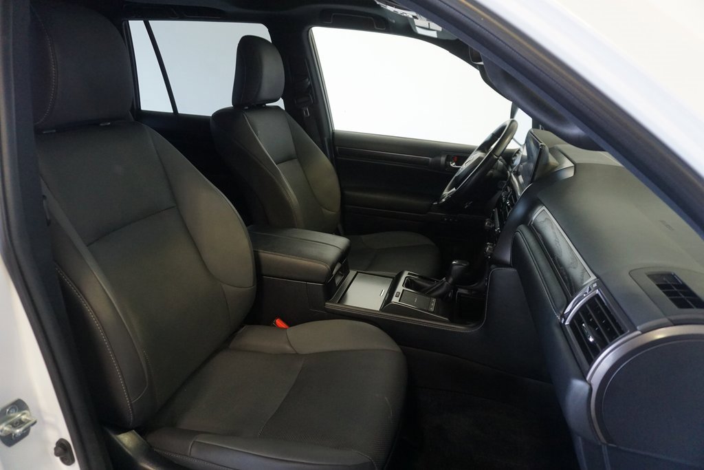 Used 2022 Lexus GX 460 w/ Black Line Special Edition image 27