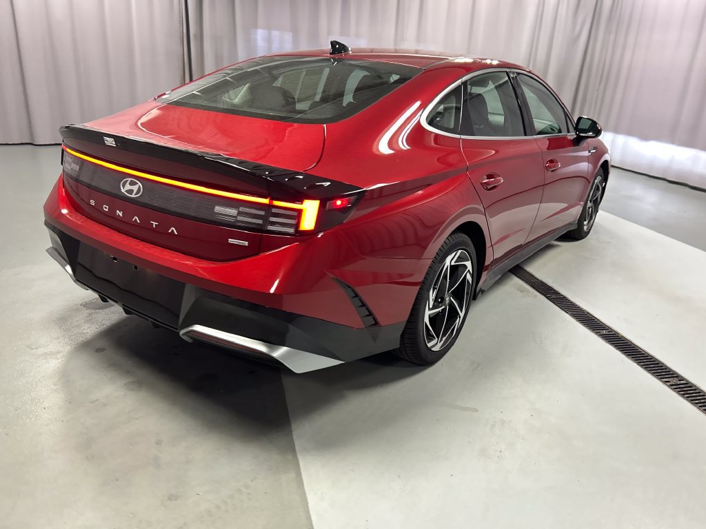 Used 2026 Hyundai Sonata SEL AWD/4WD image 7