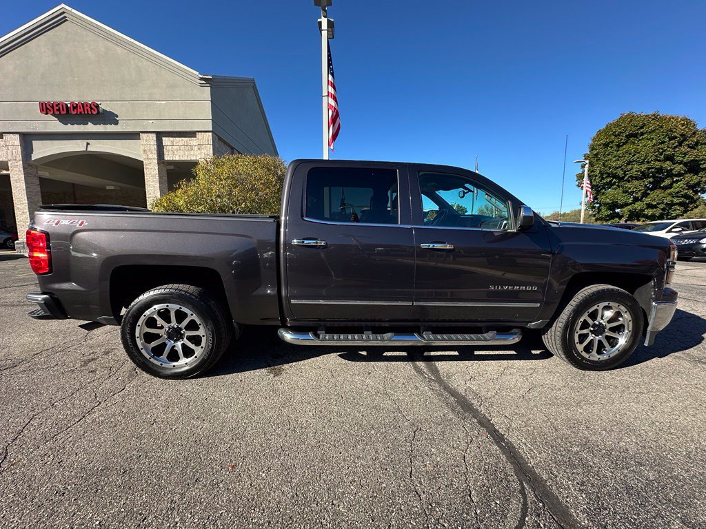 Used 2015 Chevrolet Silverado 1500 LTZ AWD/4WD image 6