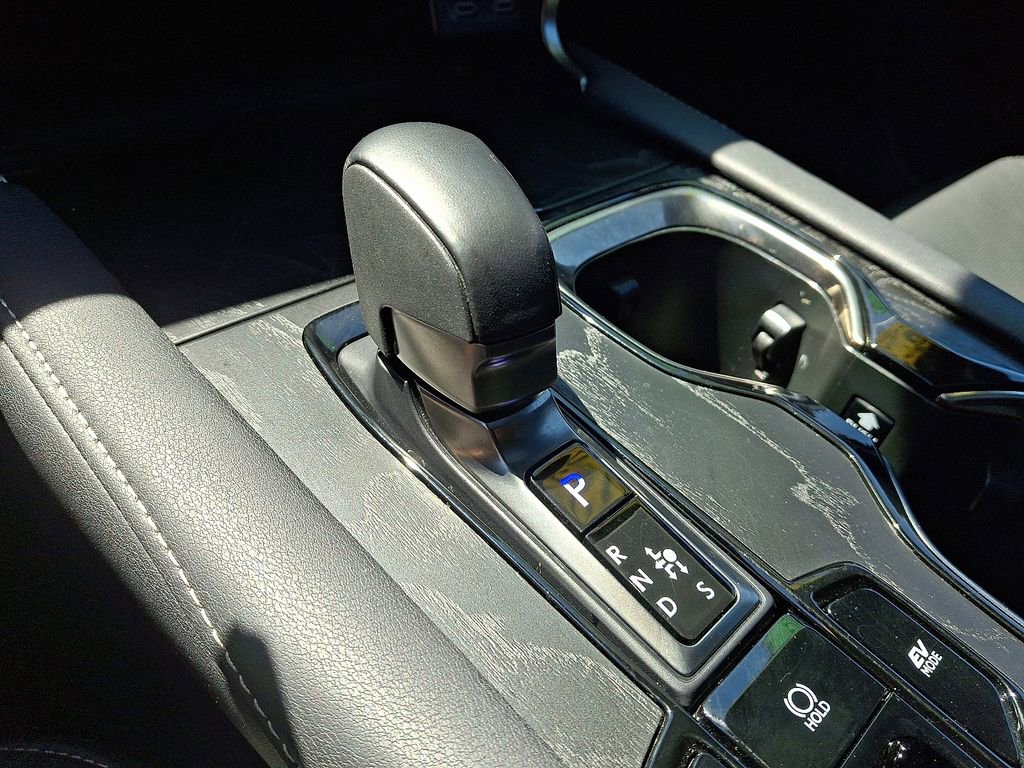 Used 2024 Lexus RX 350h w/ Kick Sensor & Tow Package AWD/4WD image 16
