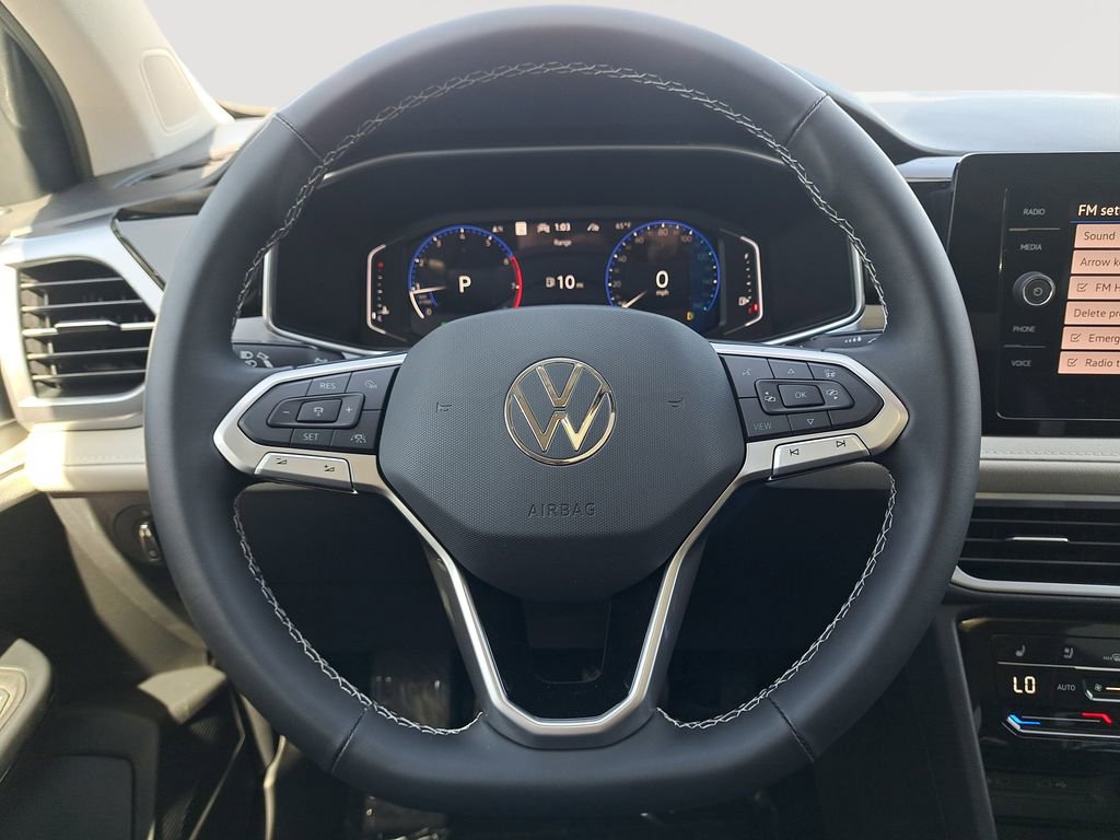 New 2025 Volkswagen Taos SEL image 21