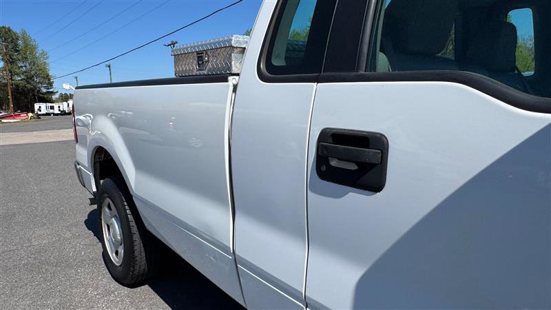 Used 2005 Ford F150 STX image 23