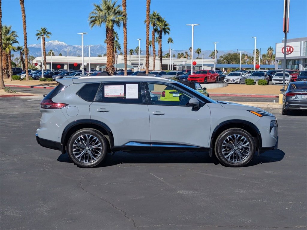 Certified 2025 Nissan Rogue Platinum w/ Platinum Premium Package image 5