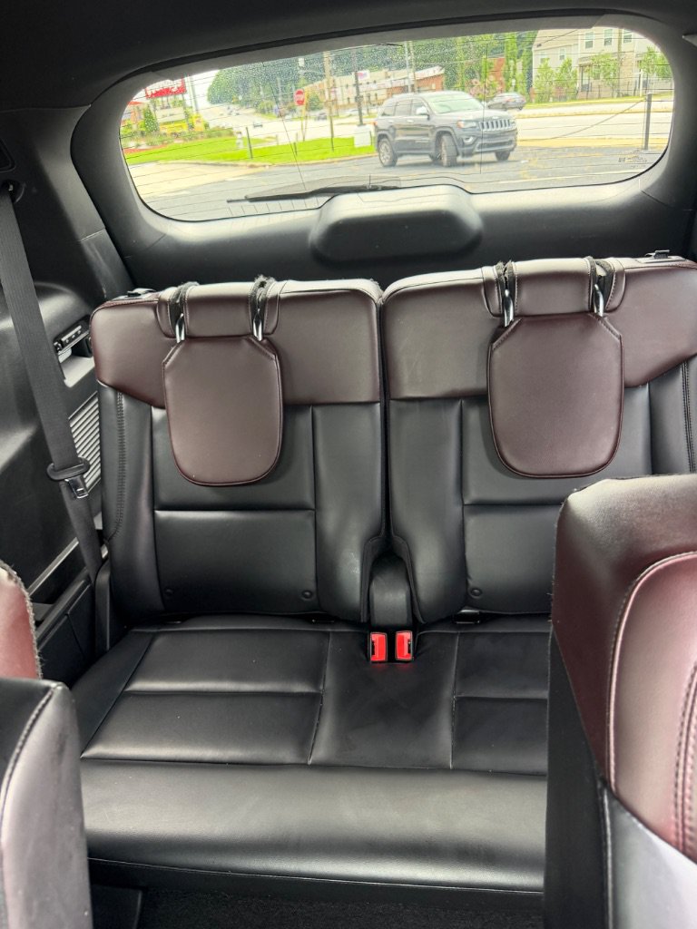 Used 2020 Ford Explorer Platinum w/ Premium Technology Package AWD/4WD image 27