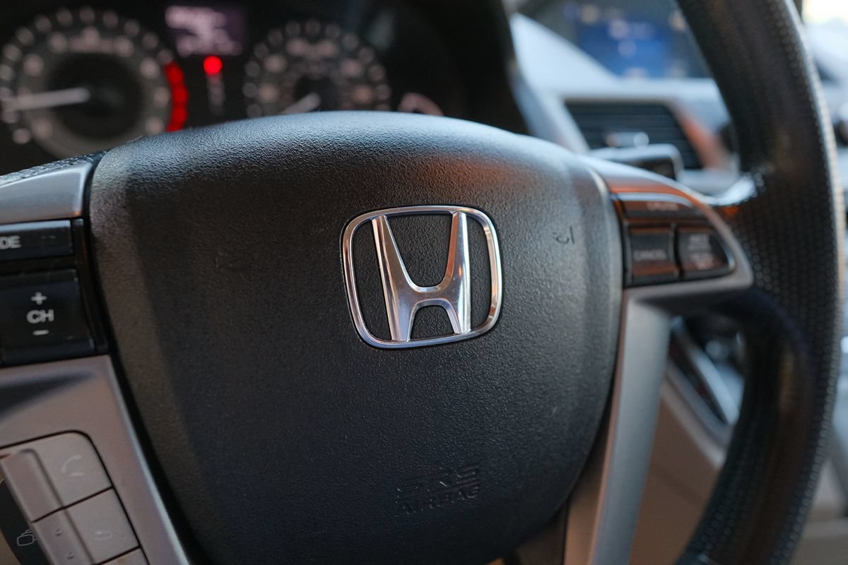Used 2016 Honda Odyssey LX image 38