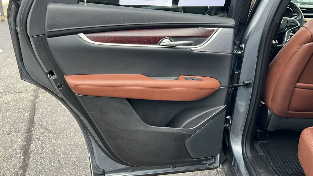 Used 2022 Cadillac XT5 Premium Luxury image 35