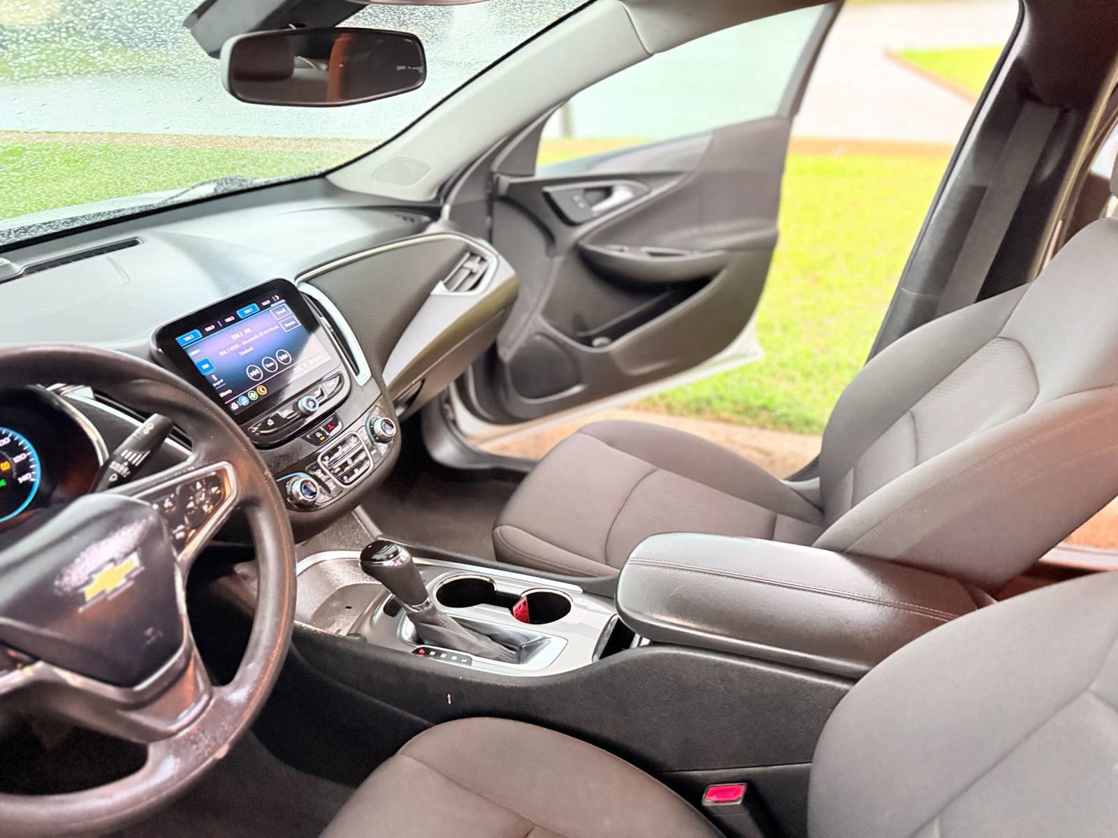 Used 2020 Chevrolet Malibu LT image 12