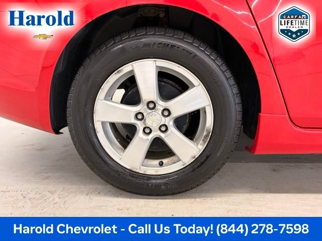 Used 2013 Chevrolet Cruze LT w/ RS Package FWD image 7